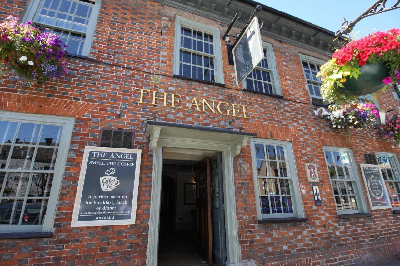 The Angel In Wootton Bassett Hotel Royal Wootton Bassett Exterior photo
